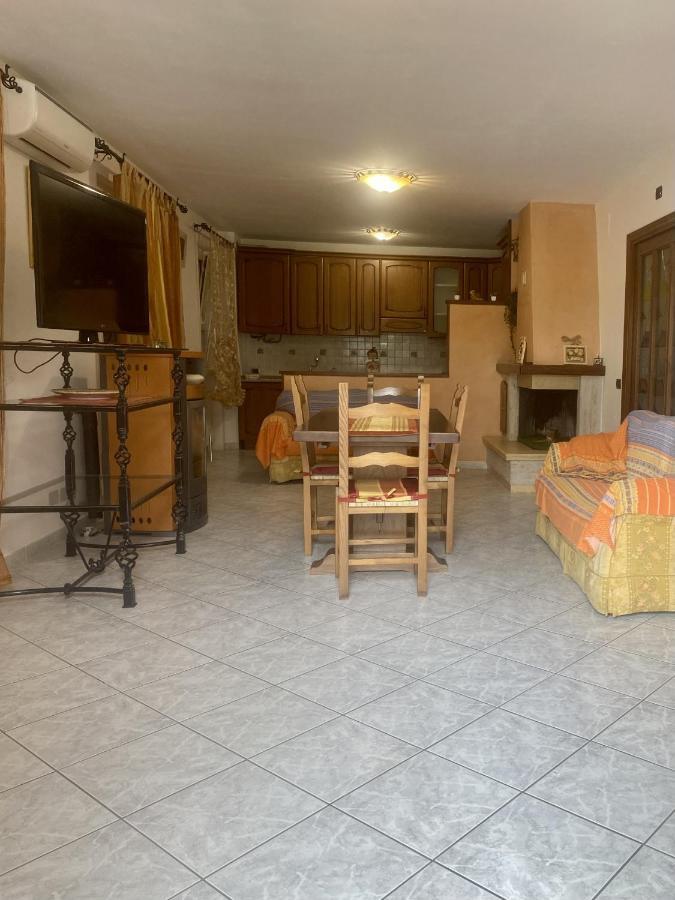 Appartamento Beatrice E Vioris Pila  Bagian luar foto